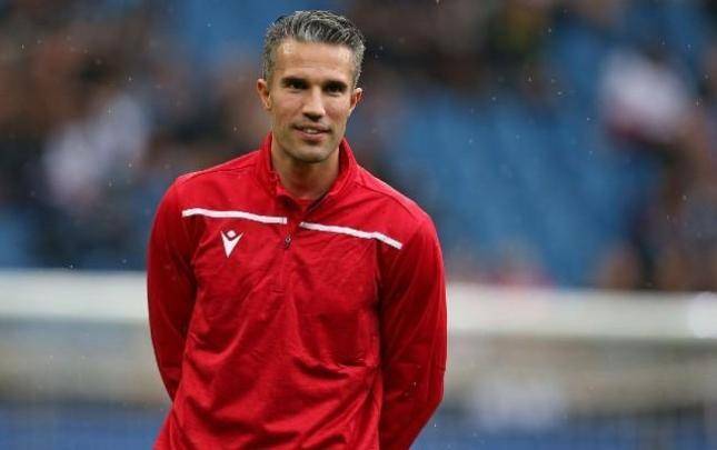 Van Persi Niderland klubu ilə razılığa gəldi 