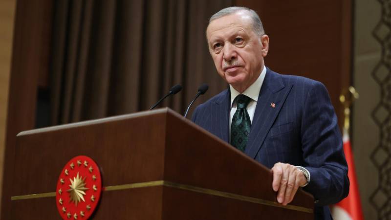 \"Sadə cümləyə belə dərhal senzura tətbiq edirlər\" - Ərdoğan sosial şəbəkələrdən narazılıq etdi