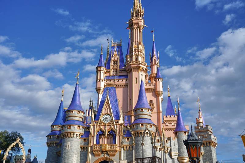 Disney Avropa və Böyük Britaniyaya 5 milyard dollar sərmayə qoyacaq