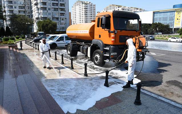 Paytaxtda növbəti dəfə geniş təmizlik işləri aparıldı - FOTOLAR