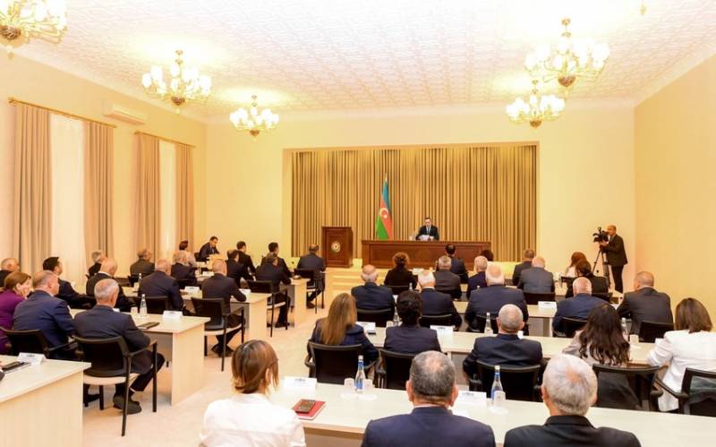 Naxçıvan Ali Məclisinin növbədənkənar sessiyası başa çatıb 