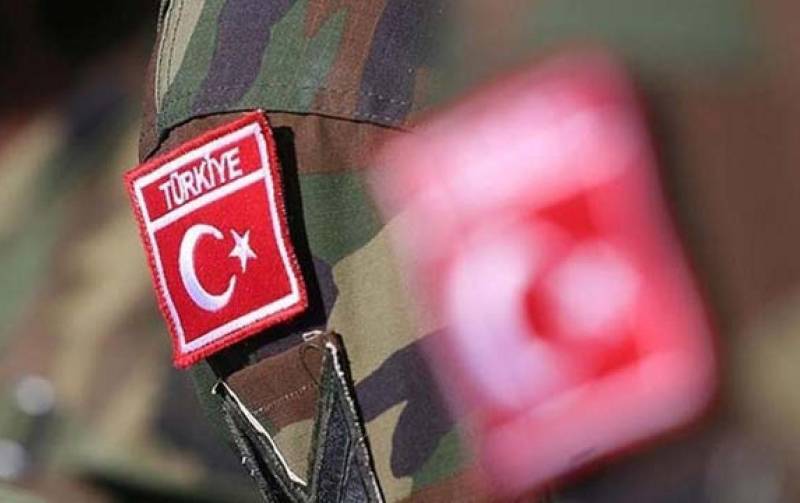 Türk ordusunun hərbi avtomobili Şimali Kiprdə qəzaya düşdü - Ölən və yaralananlar var (FOTO)