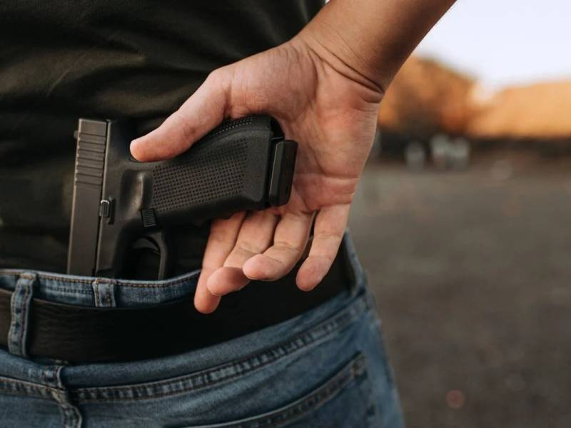 Almaniyada qatar stansiyasına dəhşətli hücum - VİDEO