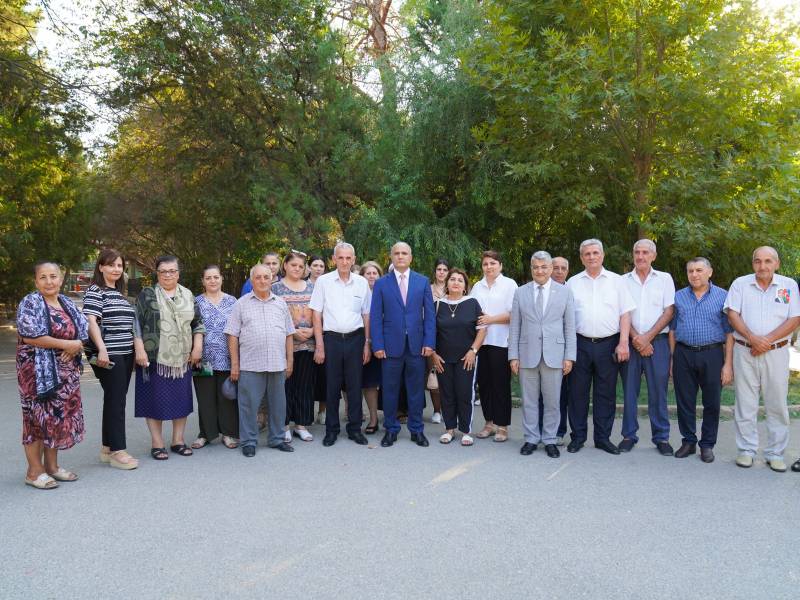 Binəqədi seçicilərinin seçimi bəllidir - FOTOLAR