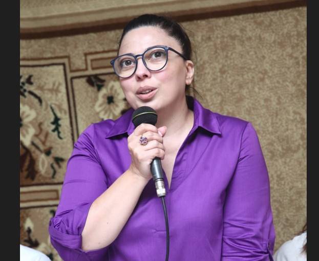 Səbinə Salmanova yaşayış massivlərində və məhəllələrdə seçicilərlə görüşlər keçirdi - FOTOLAR