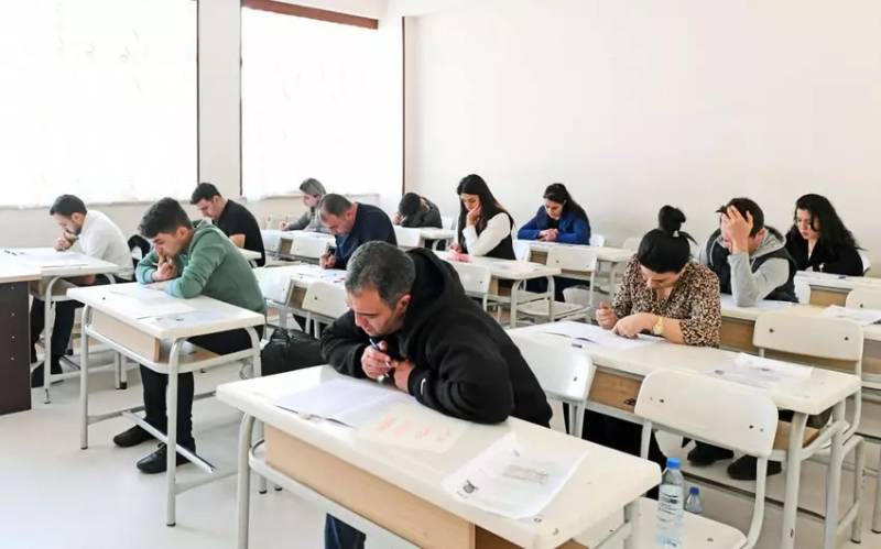 Bu gün 3 300-dən çox namizəd imtahan verdi 