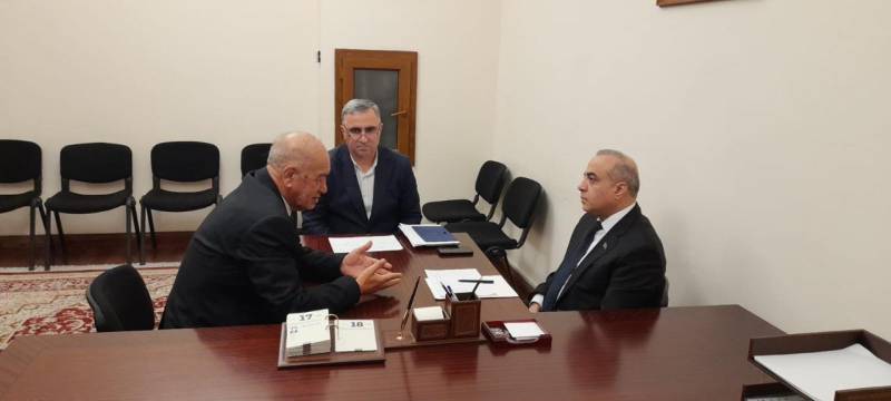 Azay Quliyev Milli Məclisdə seçiciləri qəbul etdi - FOTO