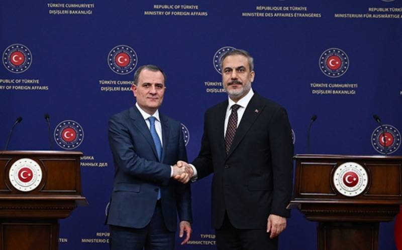 Ceyhun Bayramov Fidanla görüşdü 