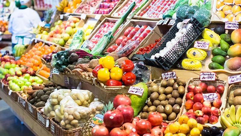 Qiymətlər niyə bahadır? - \"Vasitəçi onu alır 60 qəpiyə, satır 3 manata\"