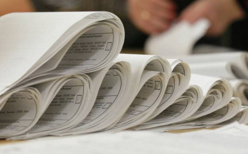 Seçki bülletenlərinin məntəqə seçki komissiyalarına verilməsi başa çatdırıldı