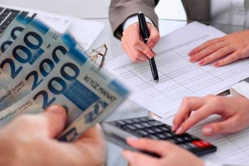 Azərbaycanda 1500 manatdan çox maaş alanların sayı