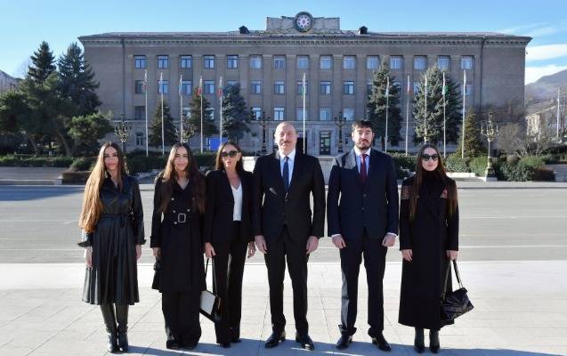 Prezidentlə ailəsinin Xankəndidən FOTOLARI