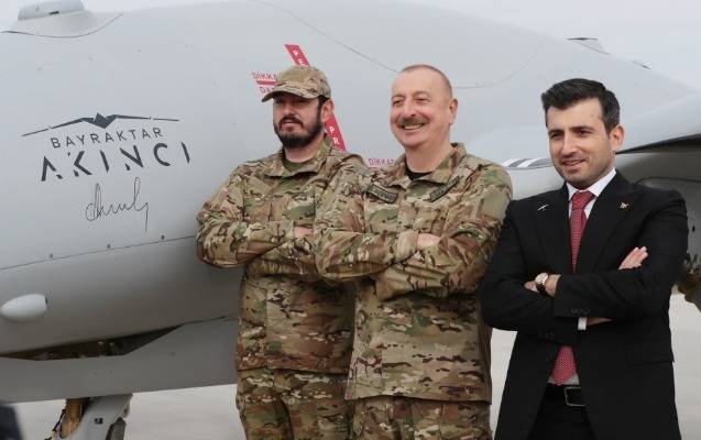 “Akıncı” hücum PUA-larının uçuşundan FOTOLAR