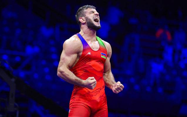 5 güləşçimiz Avropa çempionatında mübarizəyə başlayır