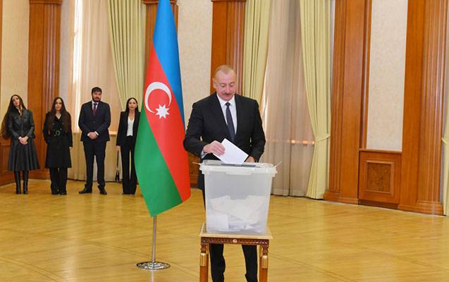 Prezident Xankəndidə səs verməsinin səbəbini açıqladı - VİDEO