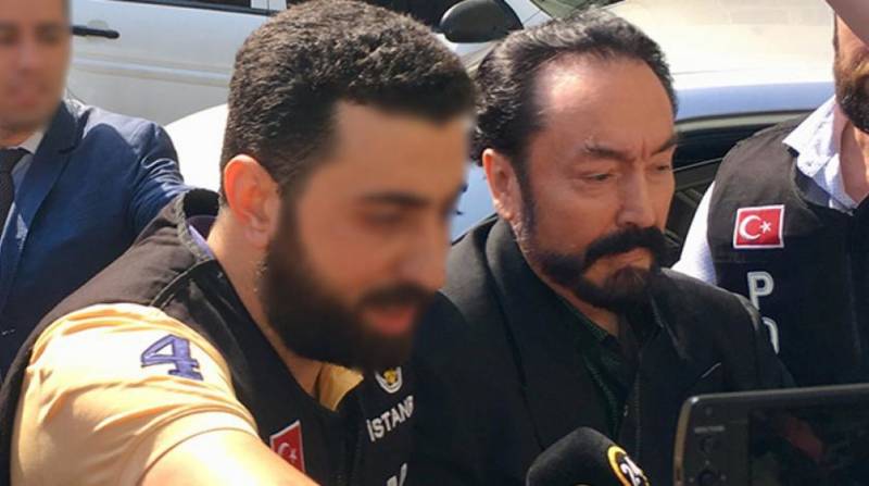 Adnan Oktar daha 43 il həbs cəzası ala bilər - Həbsxanada etdiyinə görə...