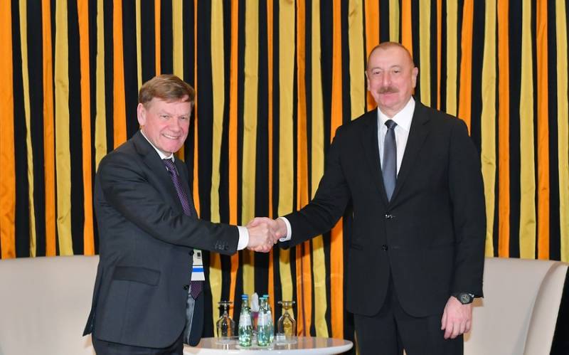 İlham Əliyev daha bir görüş keçirdi 