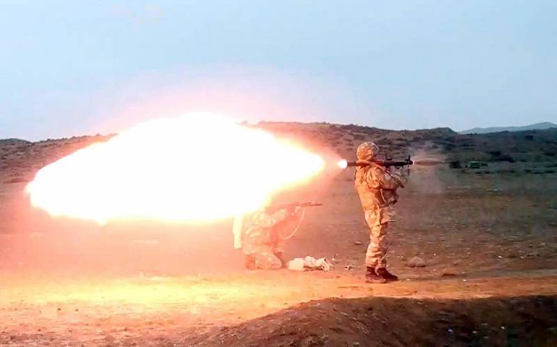 Müdafiə Nazirliyi həftəlik icmalını təqdim etdi - VİDEO