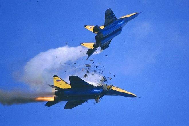 Rusiyanın daha bir təyyarəsi vuruldu