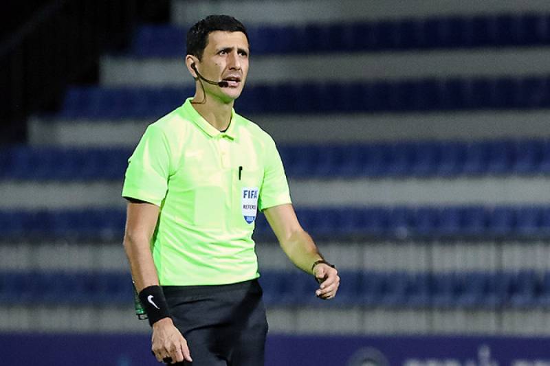 UEFA-dan azərbaycanlı hakimə Konfrans Liqası oyununa TƏYİNAT
