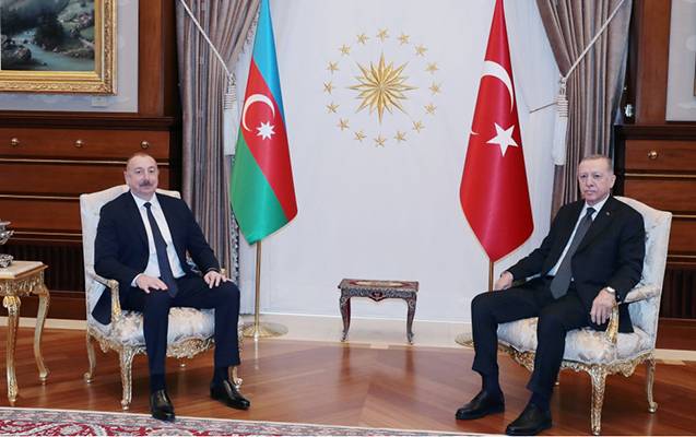 Prezidentlərin təkbətək görüşü oldu - YENİLƏNDİ (FOTOLAR)