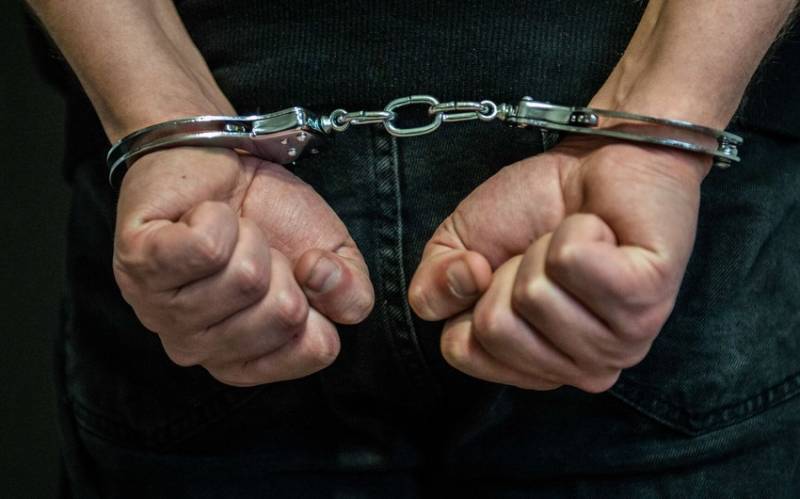 Xırdalanda mağazadan 18 min manat pul oğurlandı