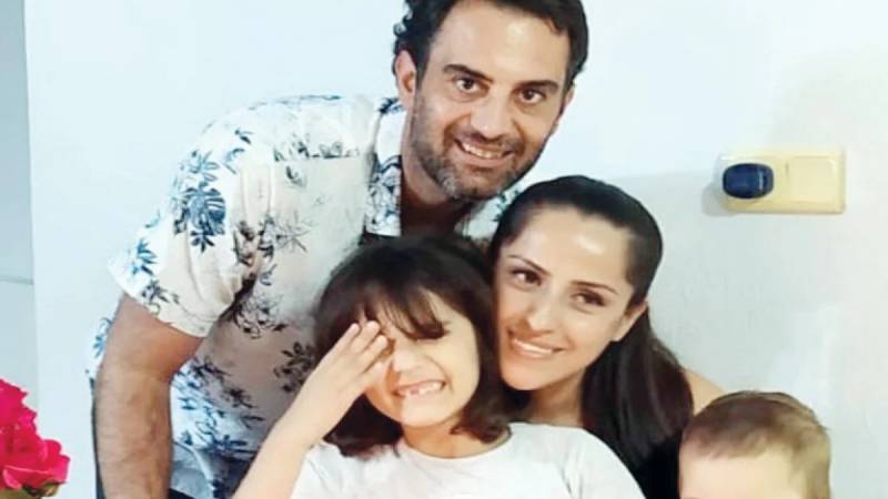 Meksikalı ana \"tətilə gedirəm\" deyərək 2 uşağı ilə qaçdı