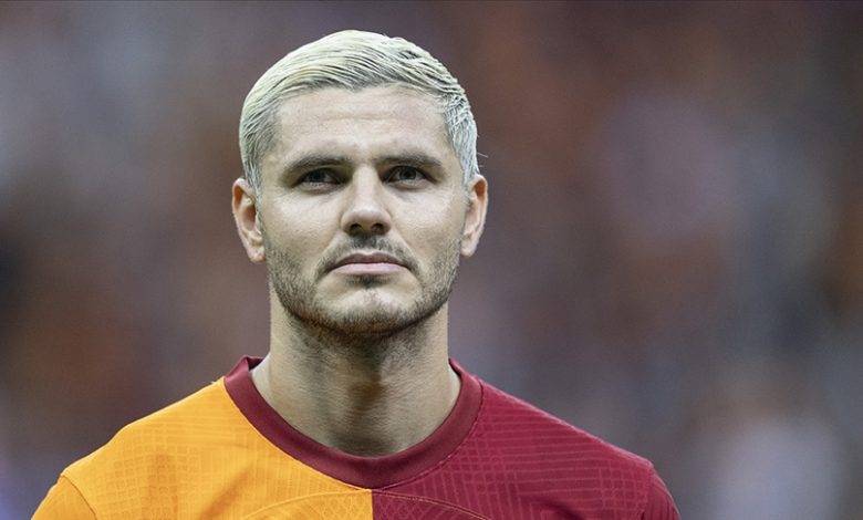 İkardi cərimə olundu 