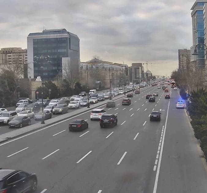 Bakının bu yollarında tıxac var - SİYAHI