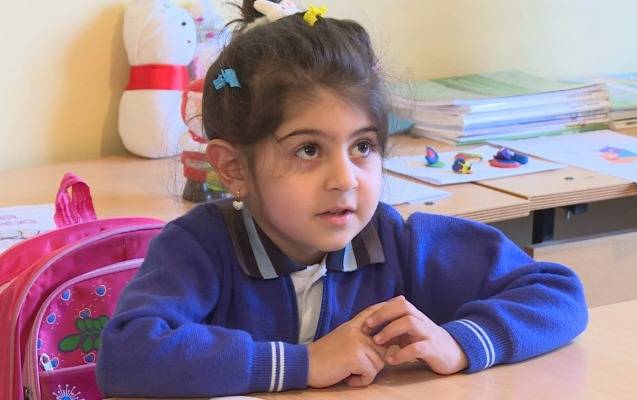 Bu məktəbin bir şagirdi, bir müəllimi var 