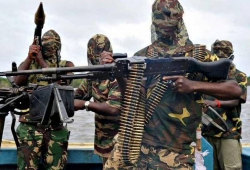 Nigeriyada silahlılar kəndlərə hücum: Ölənlər var