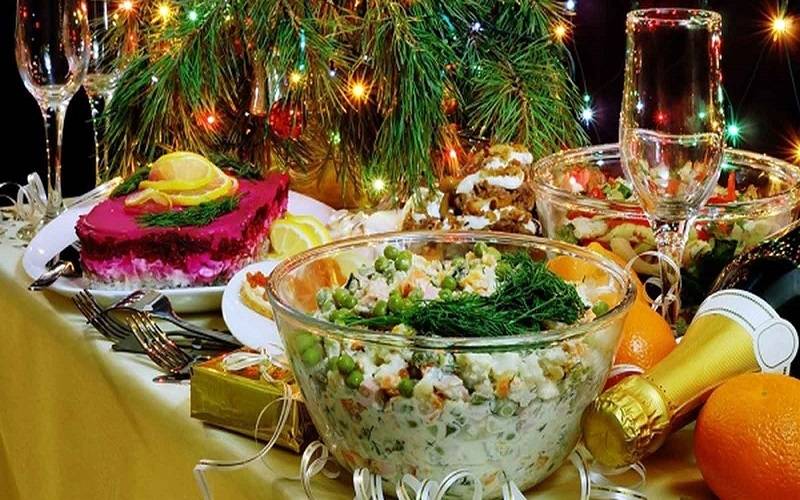 Naxçıvanda bir ailə salatdan zəhərləndi