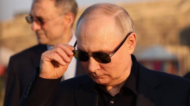 Putin hər axşam hansı kitabı mütailə edir və hansı səbəbdən? - VİDEO