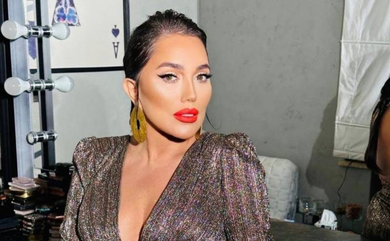 Tanınmı müğənni Prezidentin ona bağışladığı evdən danışdı