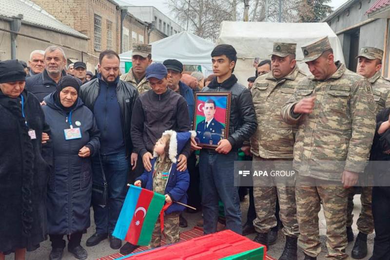 Laçında qəzada həlak olan hərbçi dəfn edildi - FOTO 