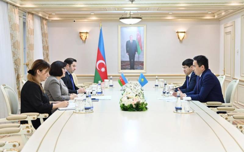 Sahibə Qafarova Qazaxıstanın ölkəmizdəki səfirini qəbul etdi