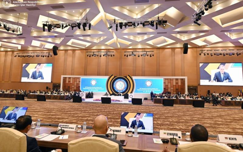 Qoşulmama Hərəkatına sədrlik Uqandaya təhvil verildi - FOTO