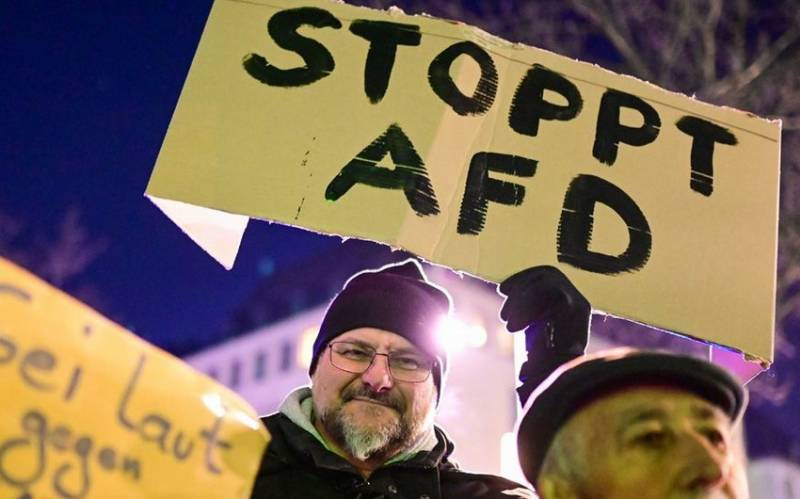 Almaniyada on minlərlə insan etiraz aksiyası keçirdi