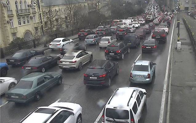 Bakının bu yollarında tıxac var - SİYAHI