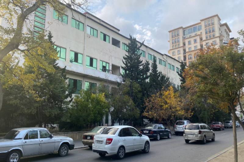 30-cu illərə aid binada tikintinin qarşısı alındı