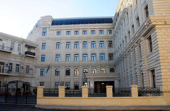 6 nömrəli məktəbin direktoruna XƏBƏRDARLIQ OLUNDU