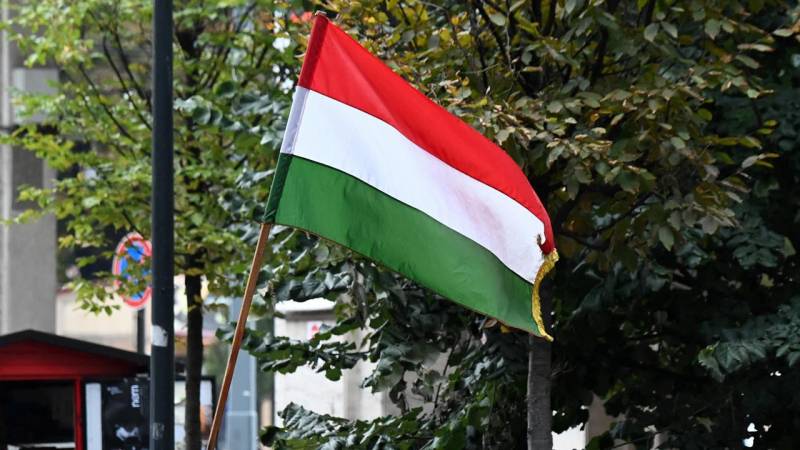 Macarıstan İsveçin NATO-ya üzvlüyünü dəstəklədiklərini açıqladı