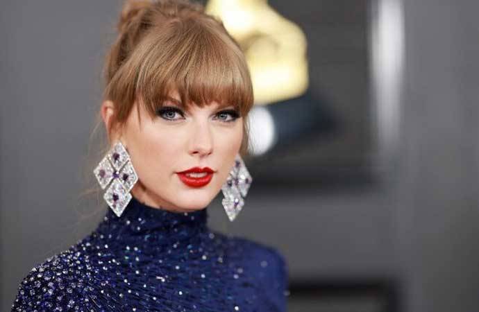 Məşhur müğəninin evinə girməyə cəhd edən şəxs həbs edildi