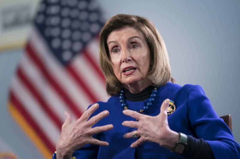 \"Bütün bunlar Putinin mesajıdır\" - Pelosi