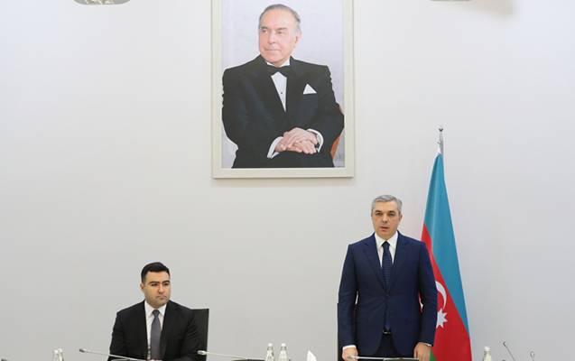 Samir Nuriyev yeni sədri kollektivə təqdim etdi - FOTO