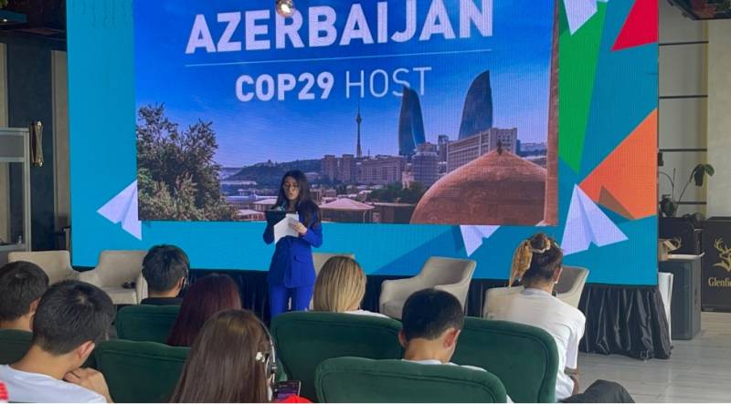 Beynəlxalq Gənclər Festivalında COP29 haqqında məlumat verildi - FOTO