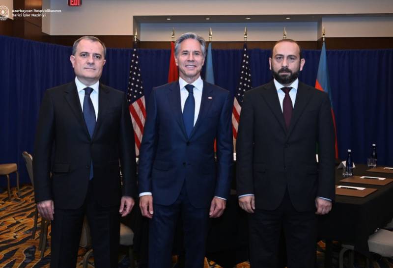 Dövlət Departamenti XİN başçılarının görüşü barədə açıqlama yaydı