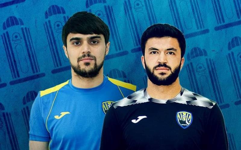 \"Kəpəz\" iki futbolçusu ilə vidalaşdı