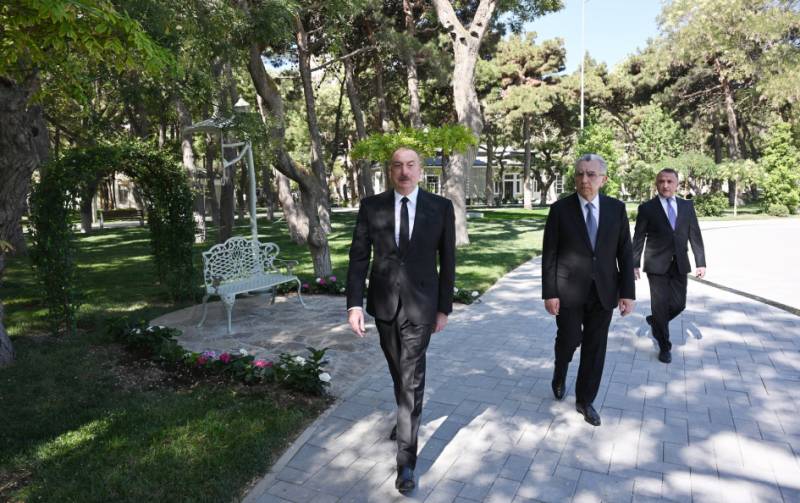 Prezidentin Nərimanov parkında gəzintisi - VİDEO