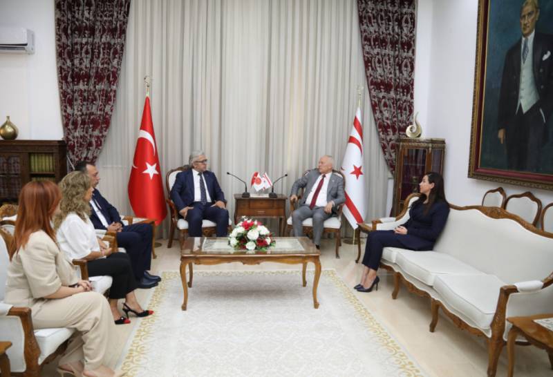 TDT-yə üzv ölkələrin vahid əlifbasının olması təklif edildi